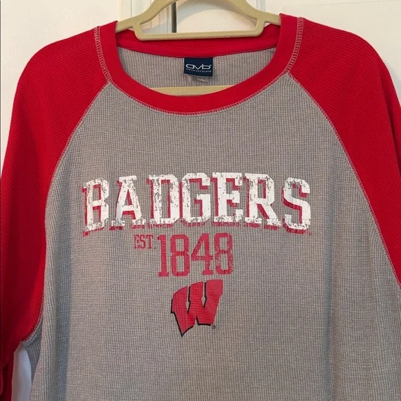 Wisconsin Badgers Raglan Thermal Waffle Knit Shirt XL Red Gray - Picture 4 of 7